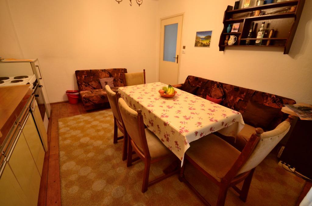 Guest House Konjic Exteriör bild