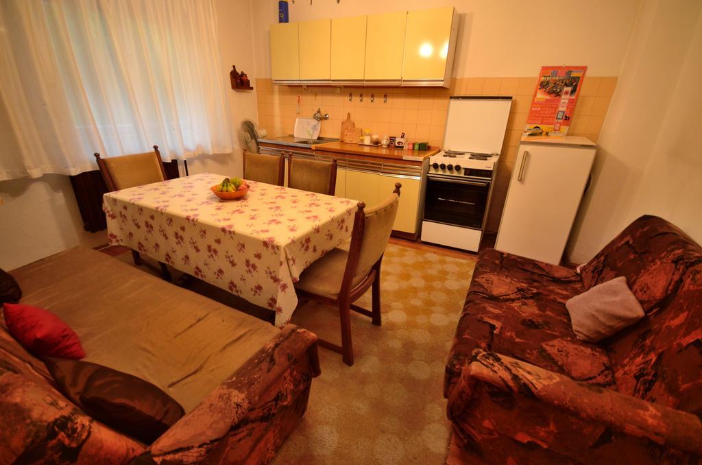 Guest House Konjic Exteriör bild