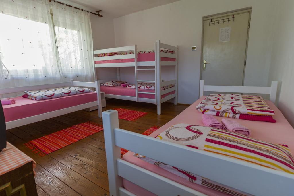 Guest House Konjic Exteriör bild